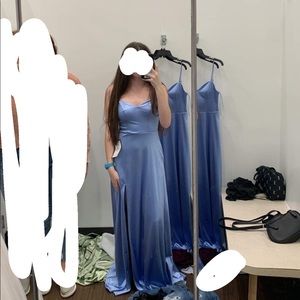 A baby blue floor length prom dress. New with tags, never worn. 5’6 around 130lb